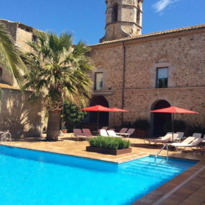 Отель Hotel Canet  Кастельон-Де-Ампуриас